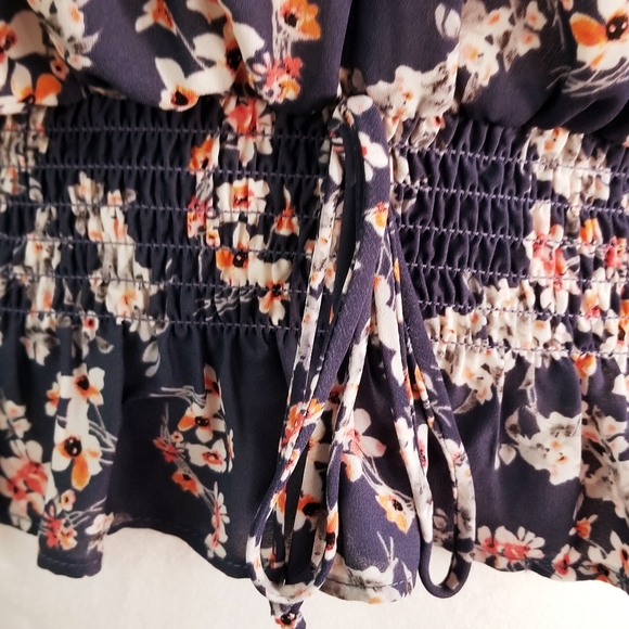 Sienna Sky Cinched Waist Blouse - Picture 2 of 4